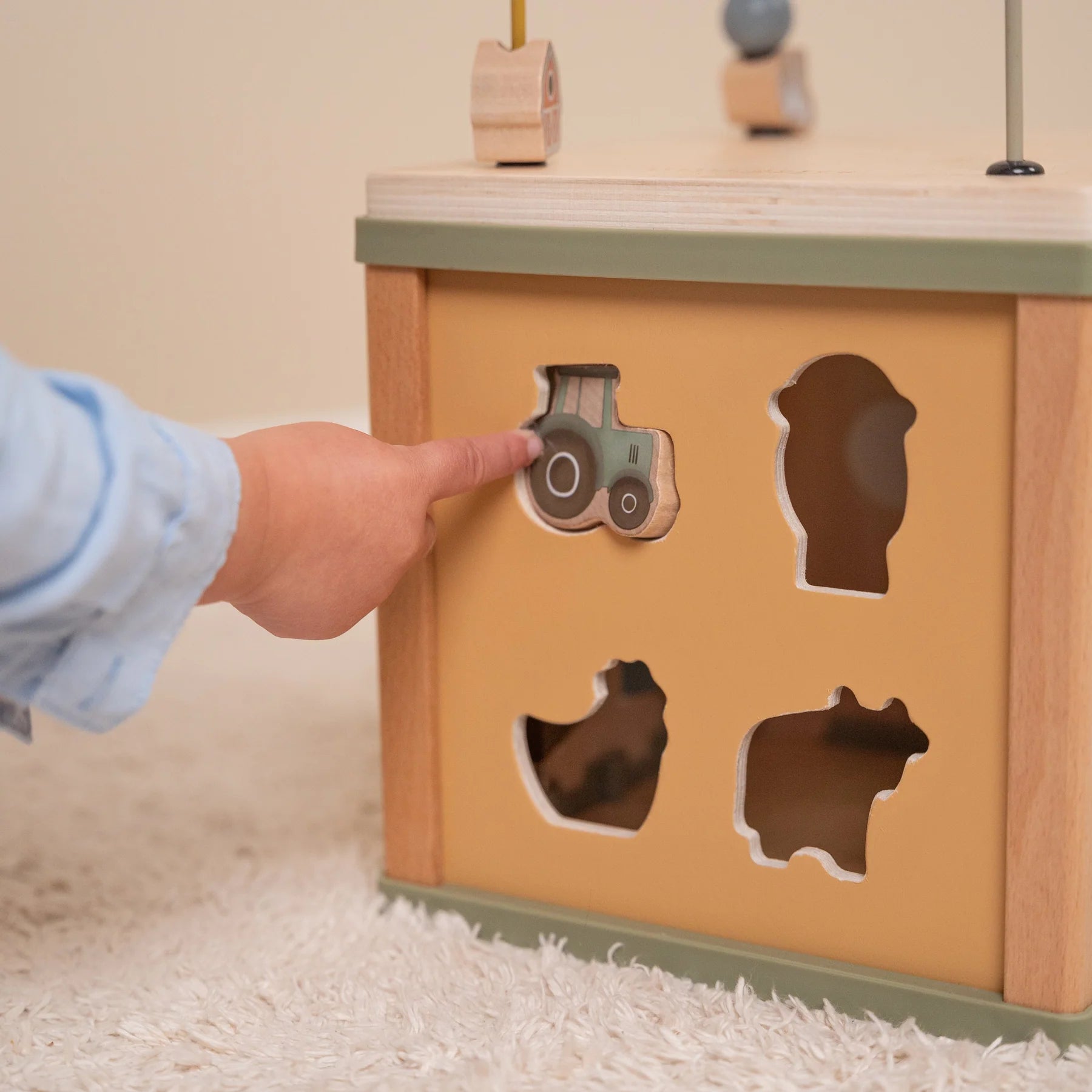 Little Dutch Little Farm Activity Cube 