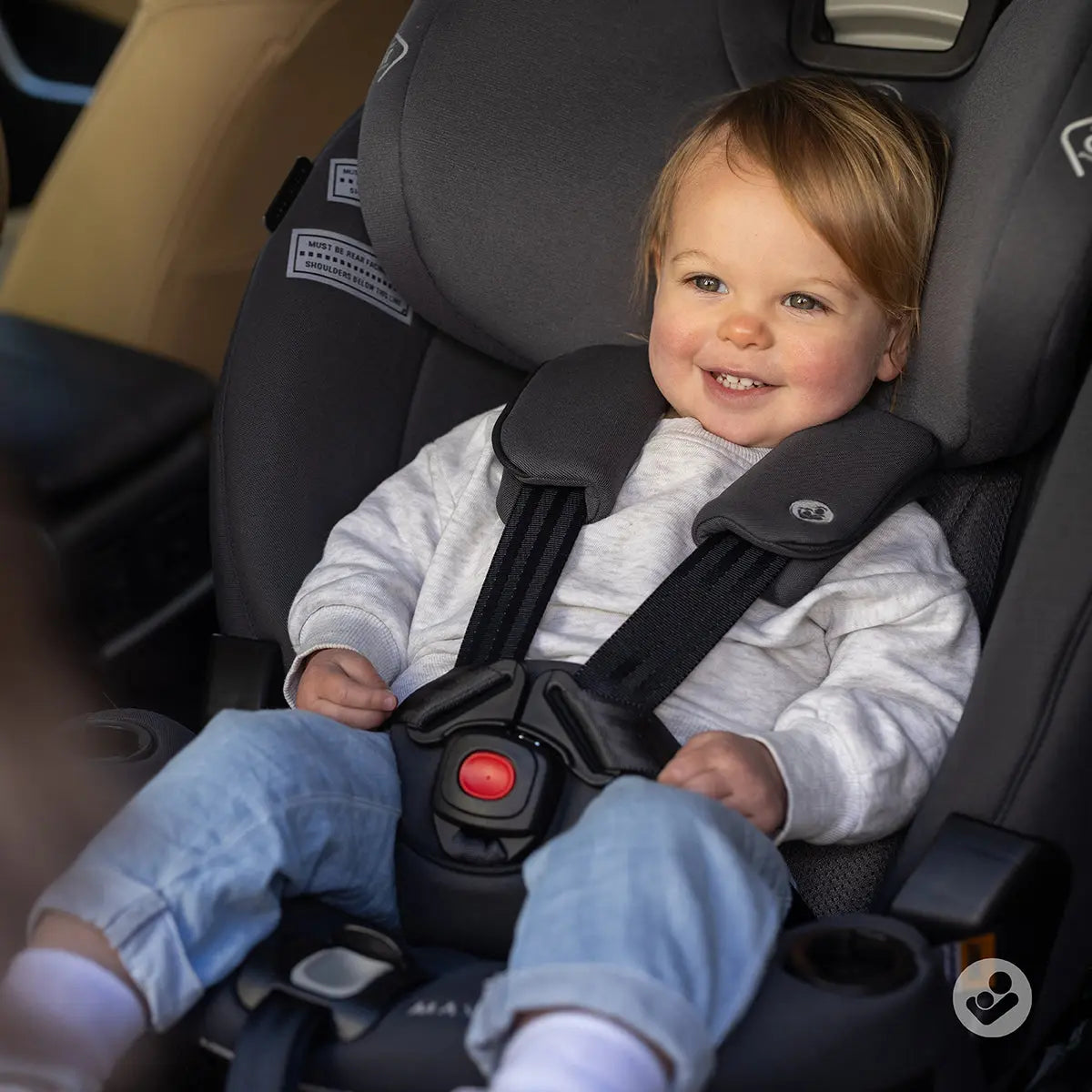 Maxi Cosi Raia 360 LX and Spare Base | INK