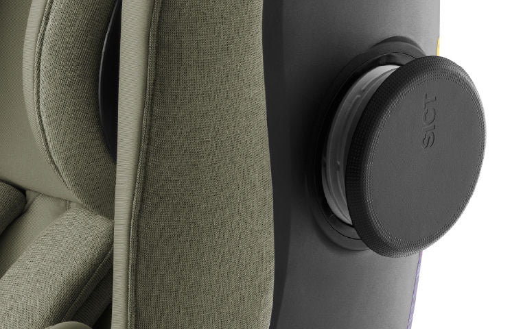 Britax Safe n Sound B-Compaq Style Convertible Car Seat FREE Munchkin Mirror 