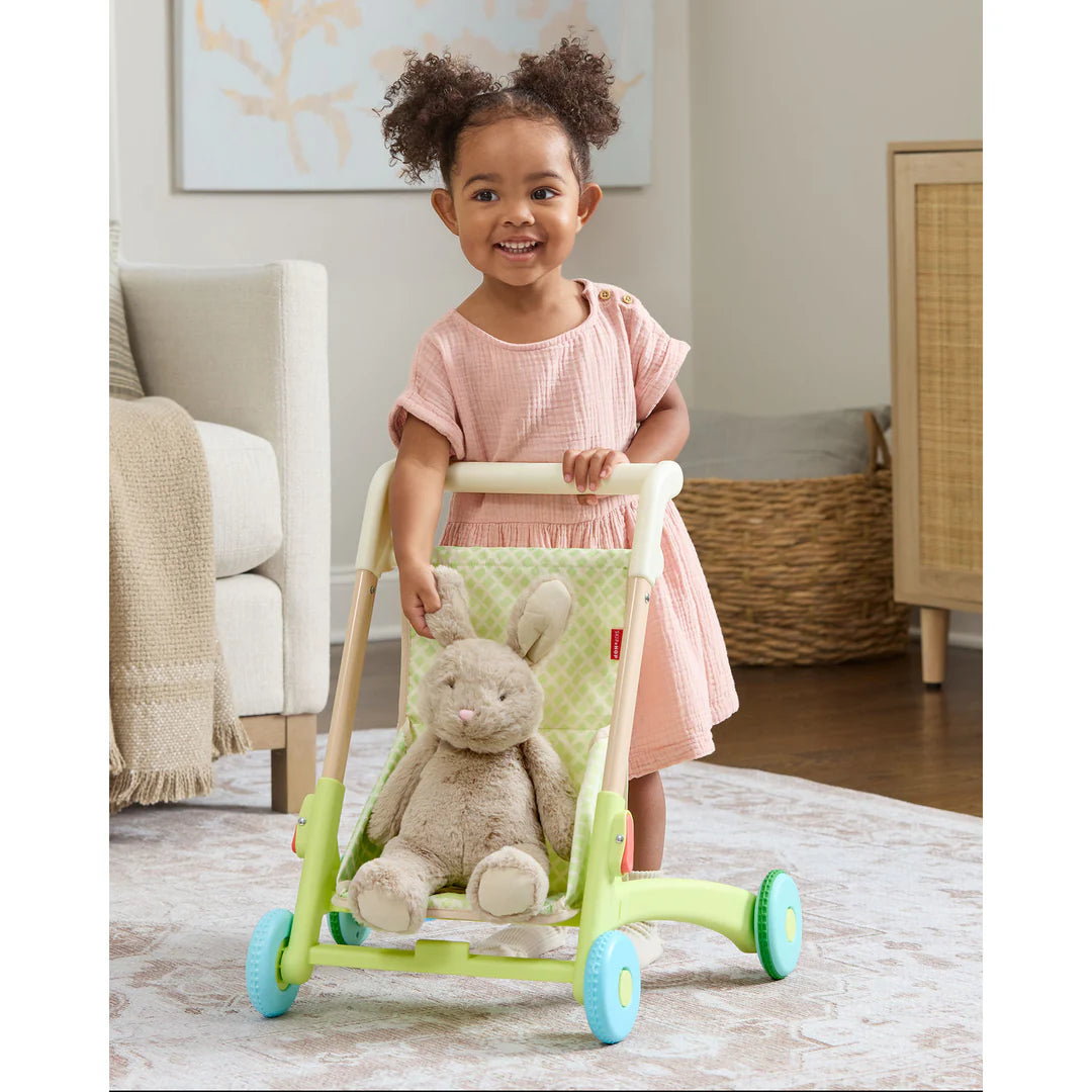 SKIP HOP FARMSTAND GROW ALONG 5-IN-1 ACTIVITY WALKER 