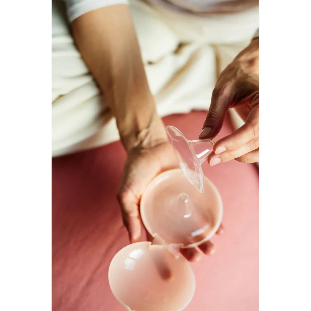 Suavinex Silicone Nipple Shields with Storage Box - S (21mm)