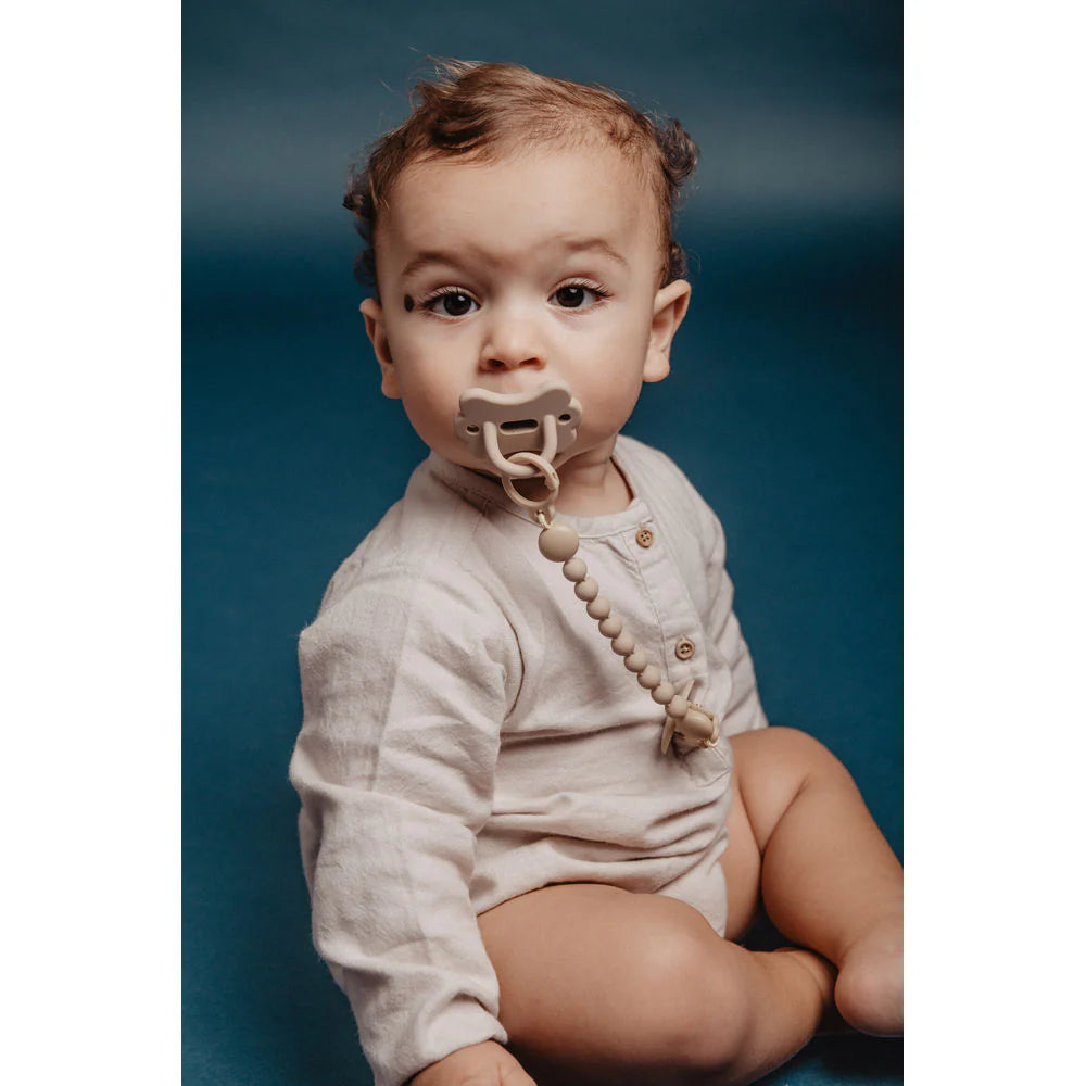 Suavinex Colour Essence Butterfly All Silicone SX Pro Soother 0-6 Months - IRISH CREAM