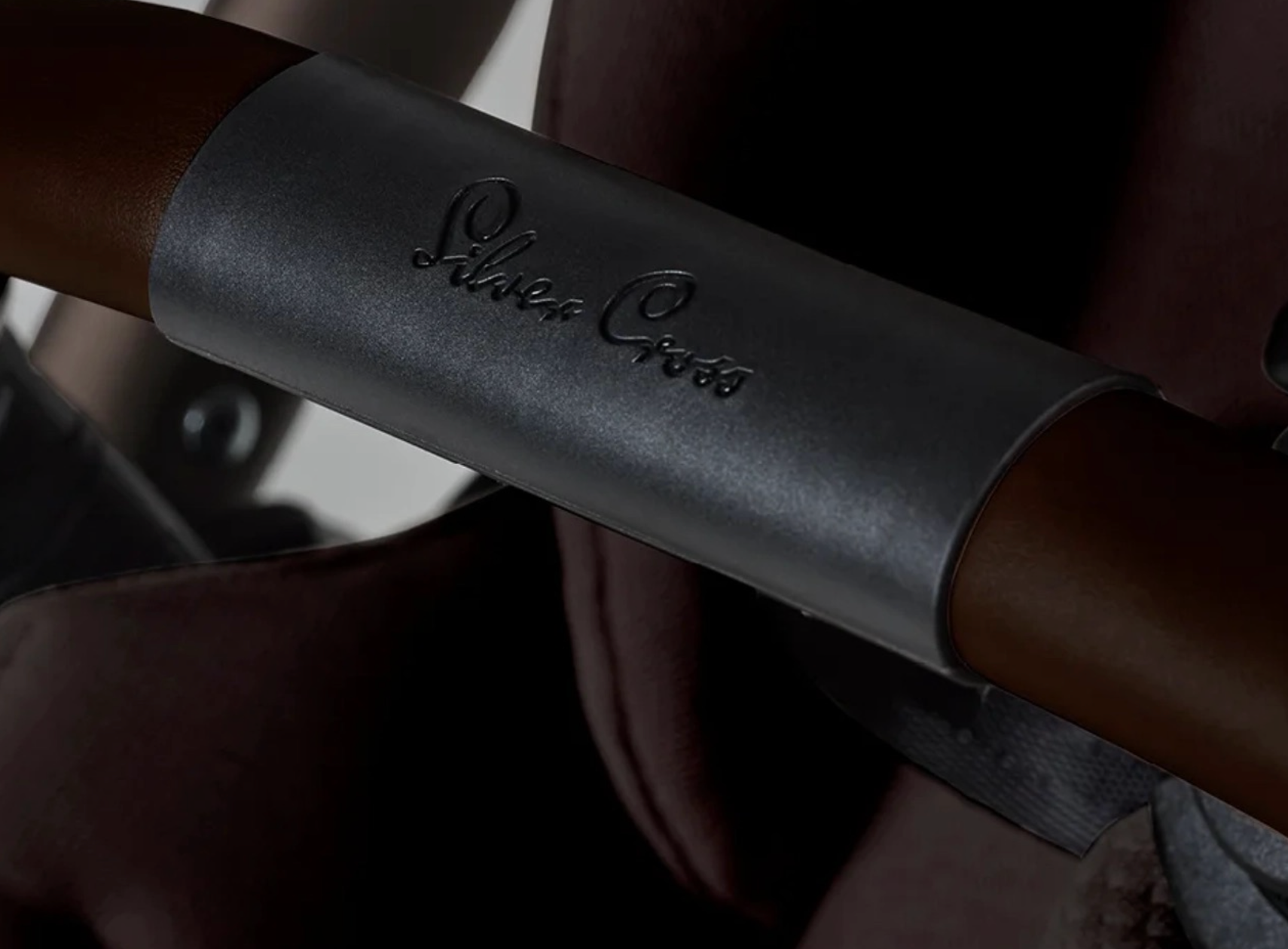 Silvercross Reef 2 Special Edition Ganache with Carrycot (6 Piece) | FREE Phone Holder | ETA April 