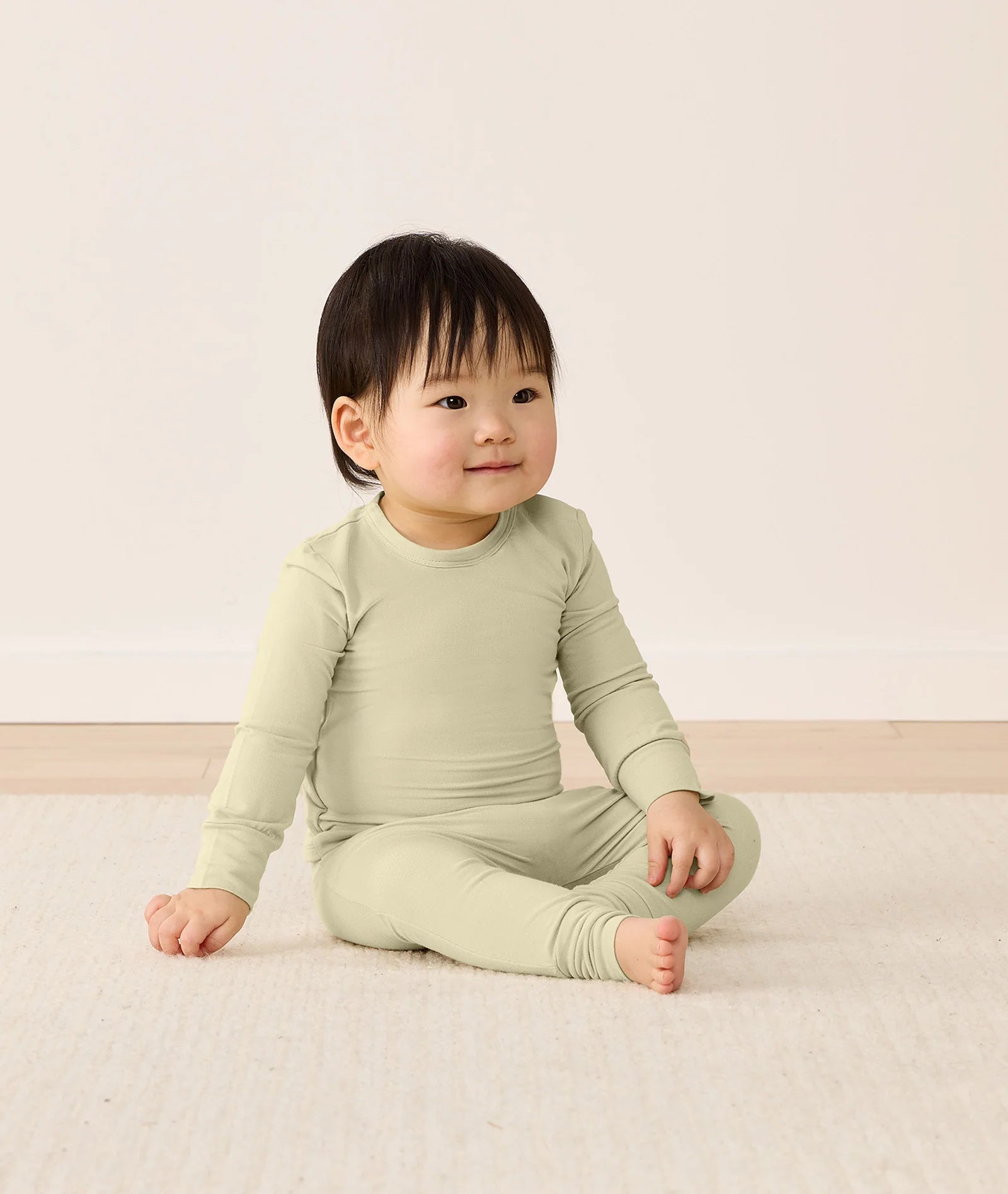 Ergopouch Stretch Base Long Sleeve Layer -0.2TOG Matcha - Tiny Tots Baby Store 