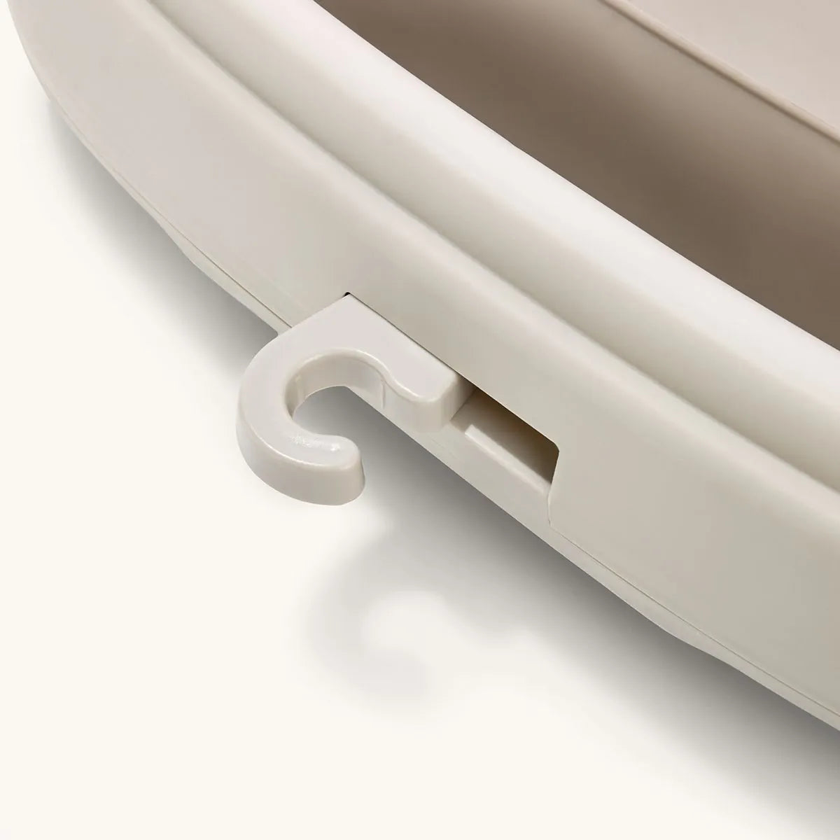 Maxi Cosi Indigo Plus Foldable Bath- Elegant Beige