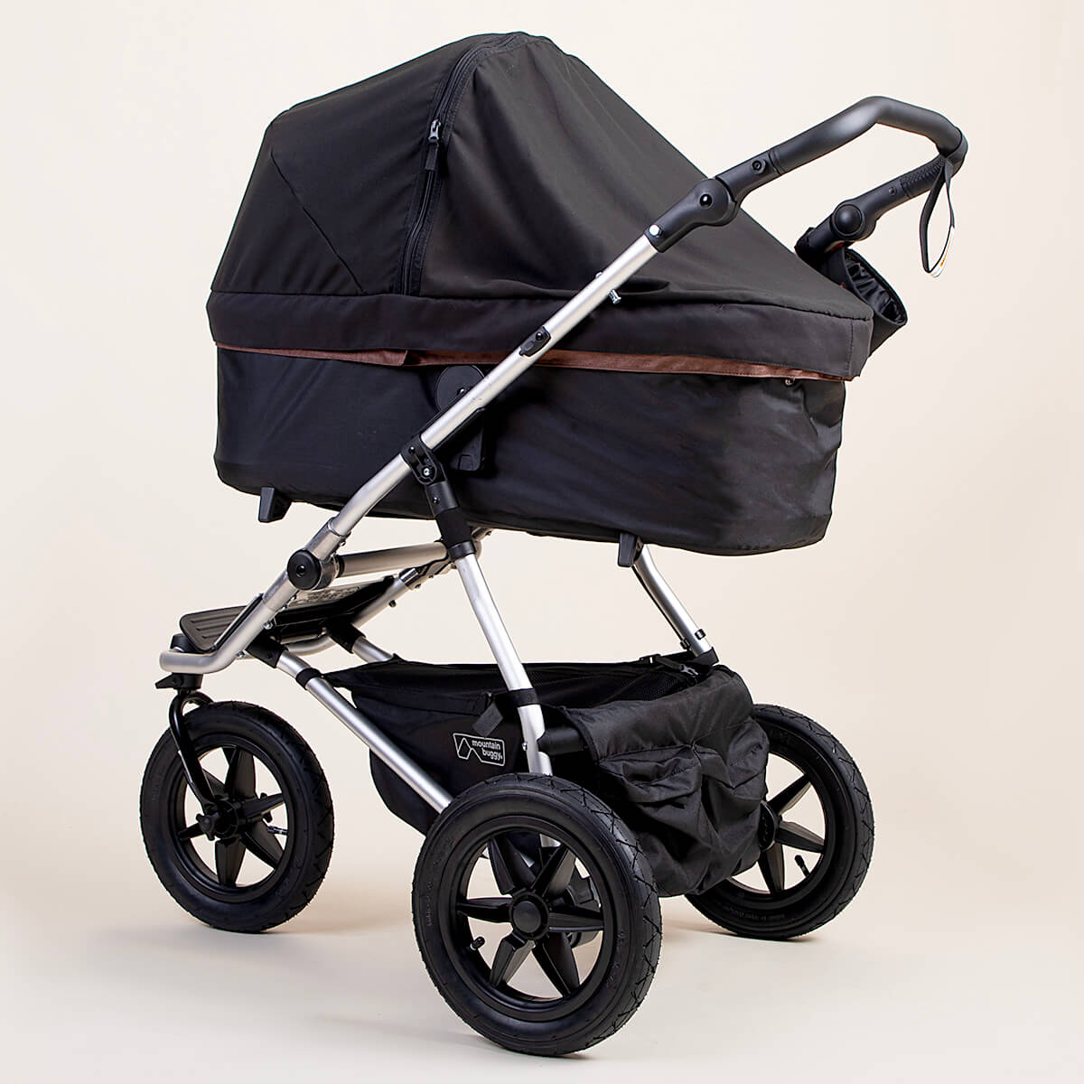 Mountain Buggy carrycot plus™ sun UV mesh & blackout cover set for v4 urban jungle™, terrain™