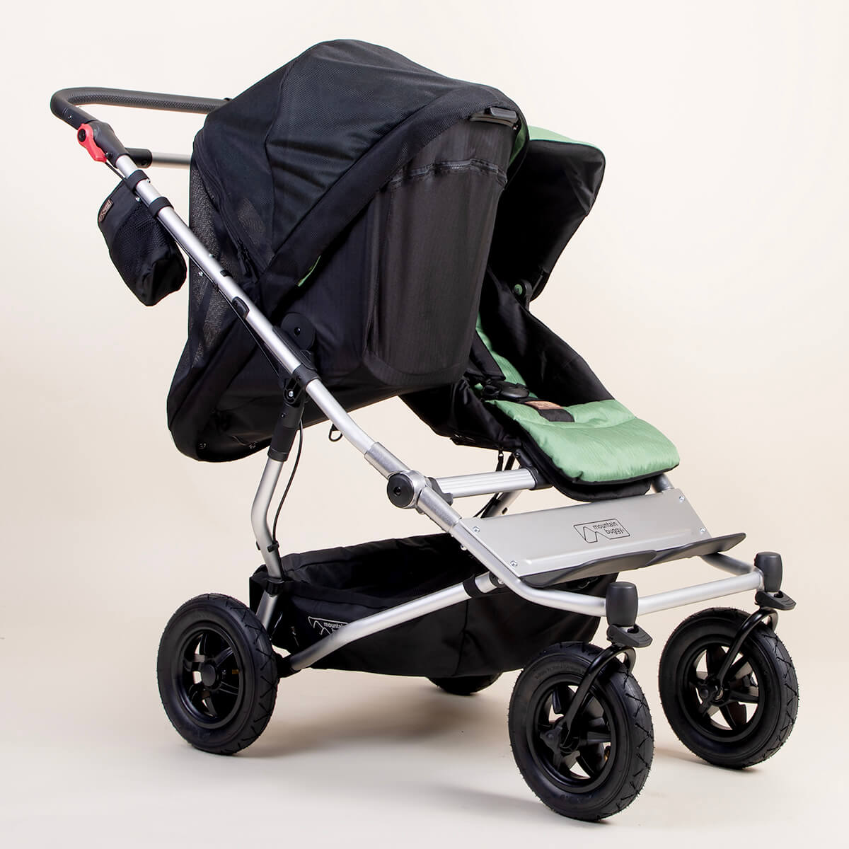 Mountain Buggy carrycot plus™ sun UV mesh & blackout cover set for v4 duet™