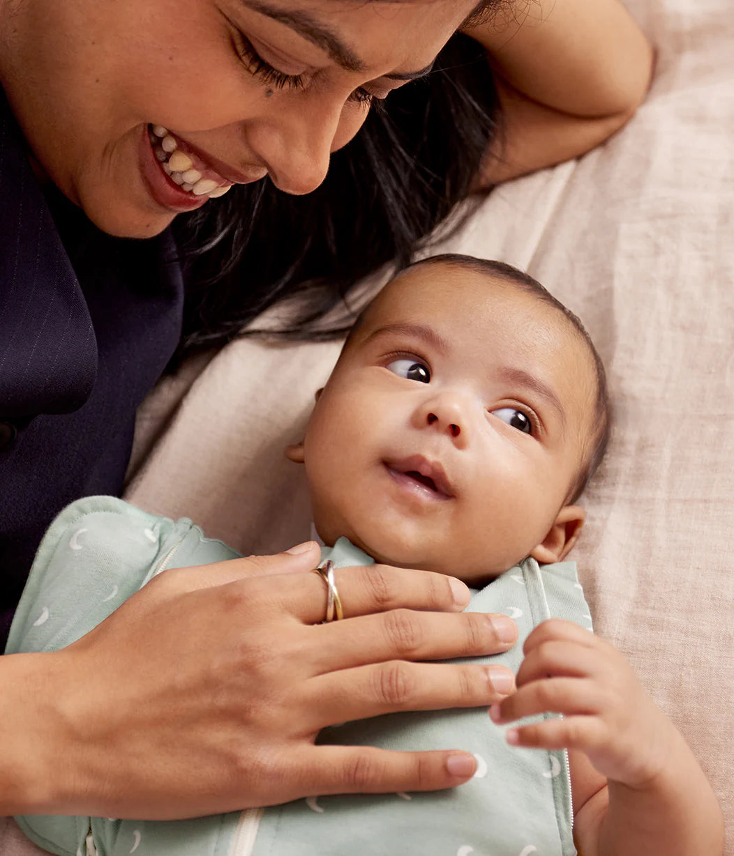 Love To Dream Swaddle Up™ Transition Bag 1.0 TOG Large (8.5-11kg) - Tiny Tots Baby Store 