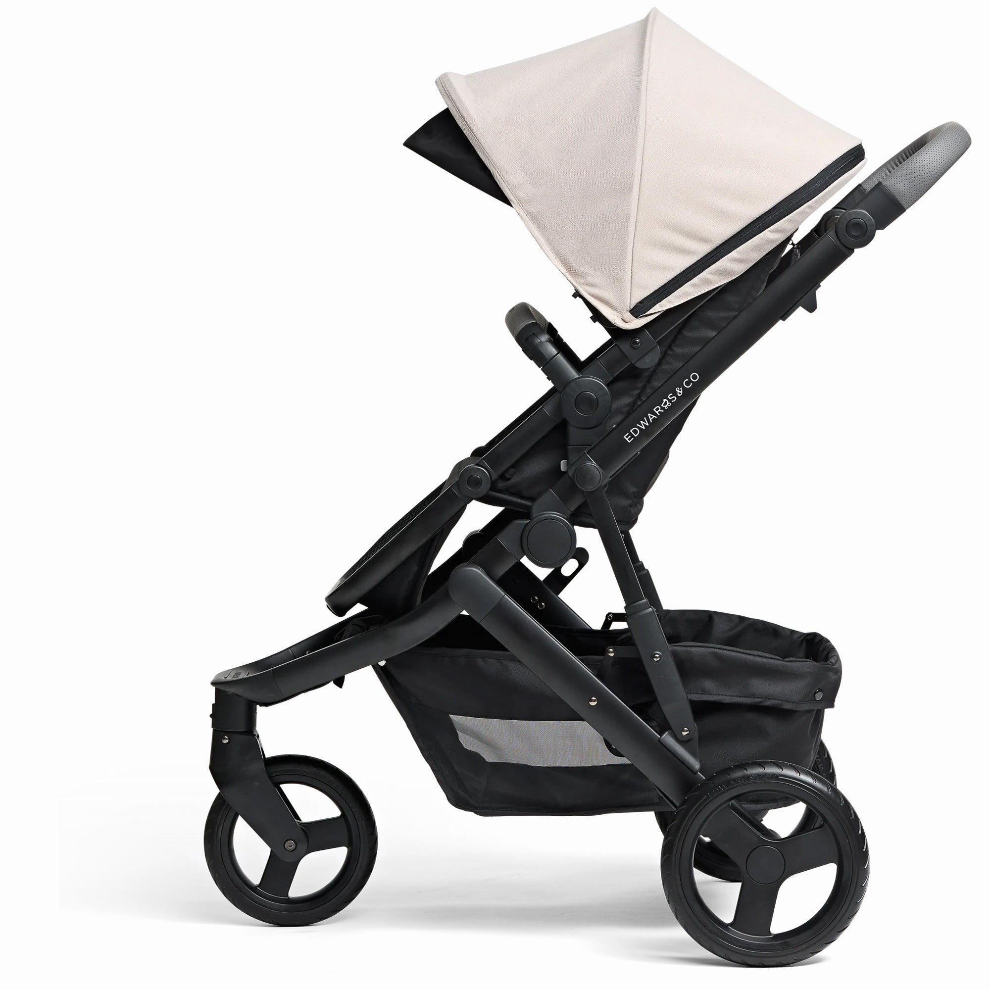 Edwards & Co Oscar M2 Stroller FREE Newborn Insert SAND